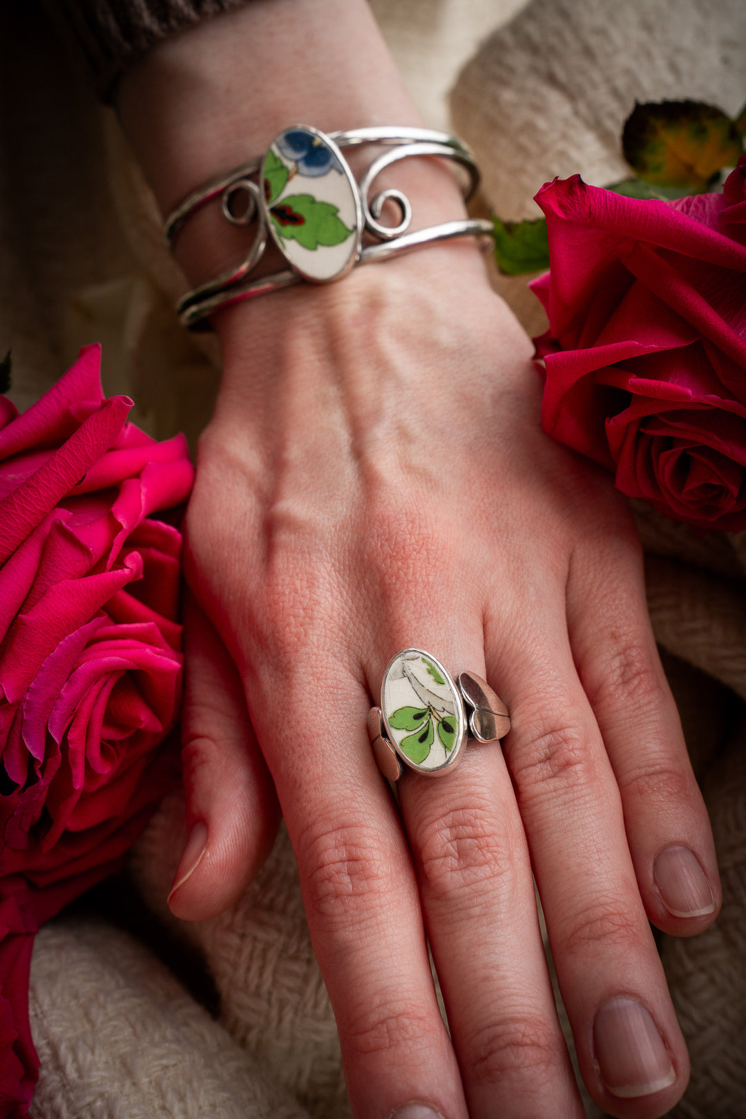 Vintage Ceramic Ring - Nell