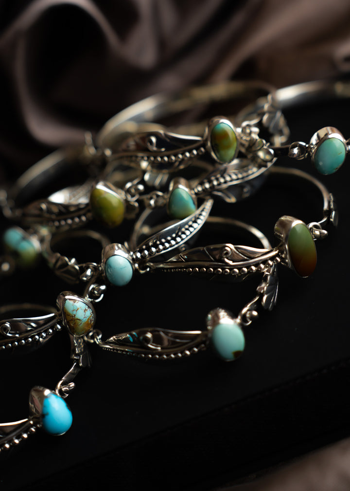 Fairy Leaf Latch Cuff - Medium