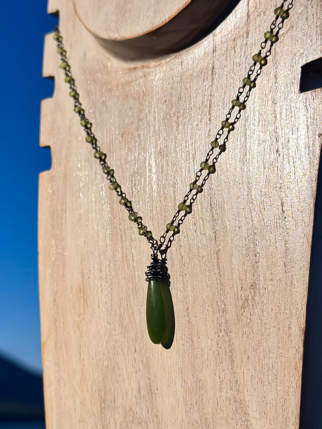 Luminary & Leaf Necklace Set