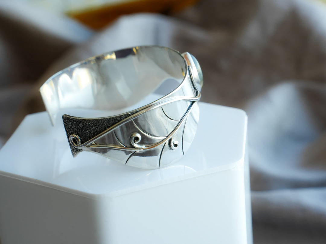 Valkyrie Cuff with Labradorite