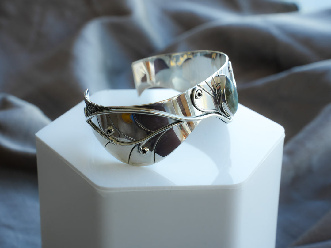 Valkyrie Cuff with Labradorite