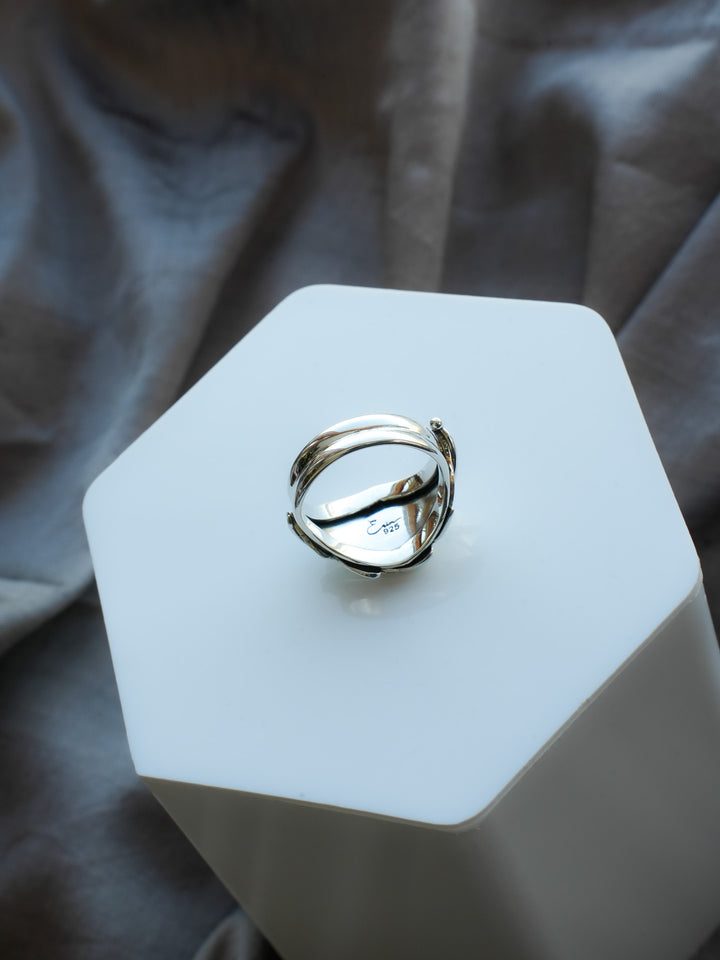 Fae Leaf Ring