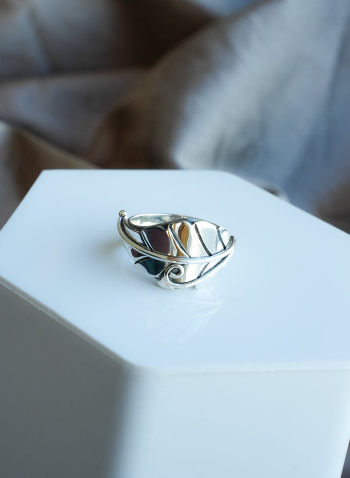 Fae Leaf Ring