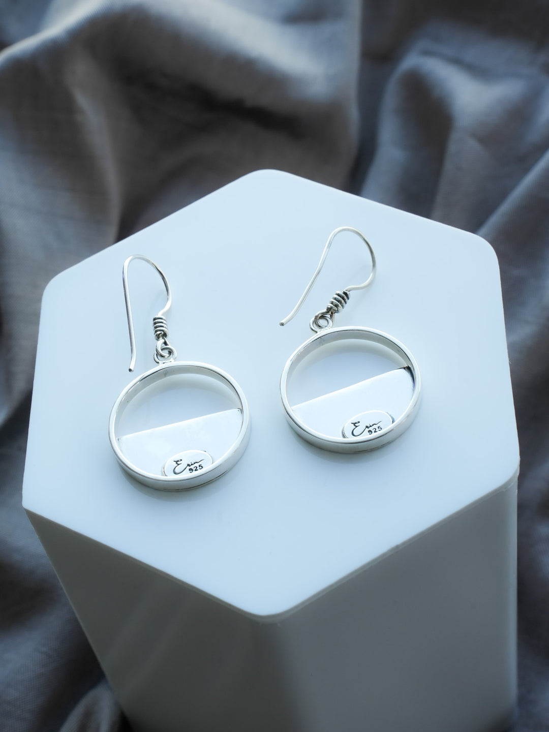 On the Horizon Hoops