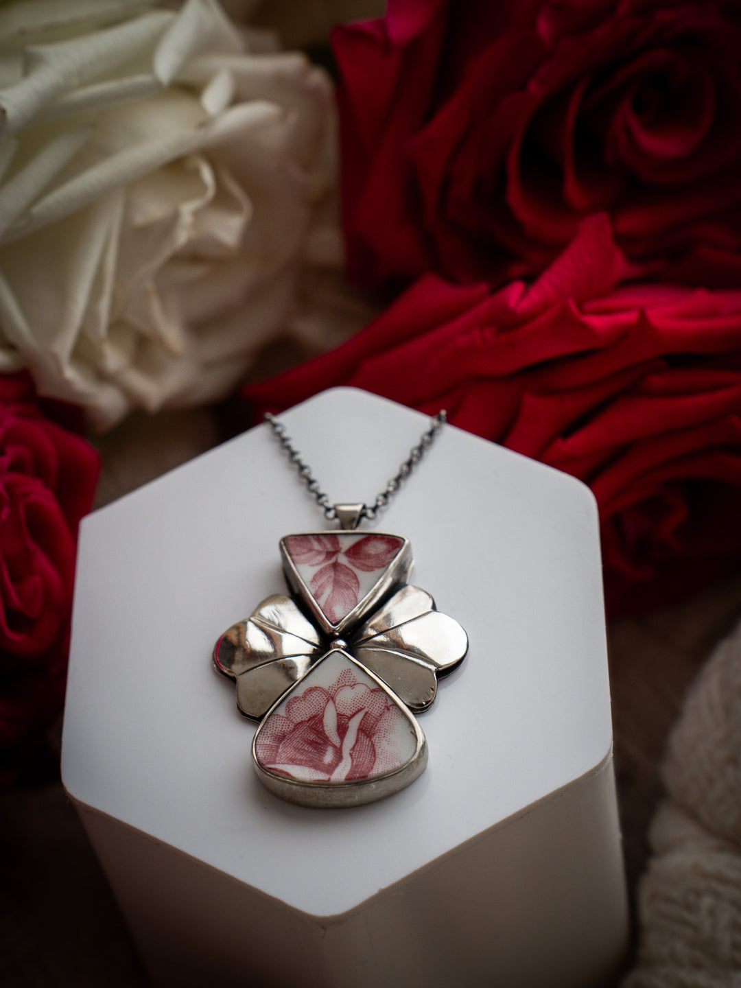 Vintage Ceramic Pendant - Ivy