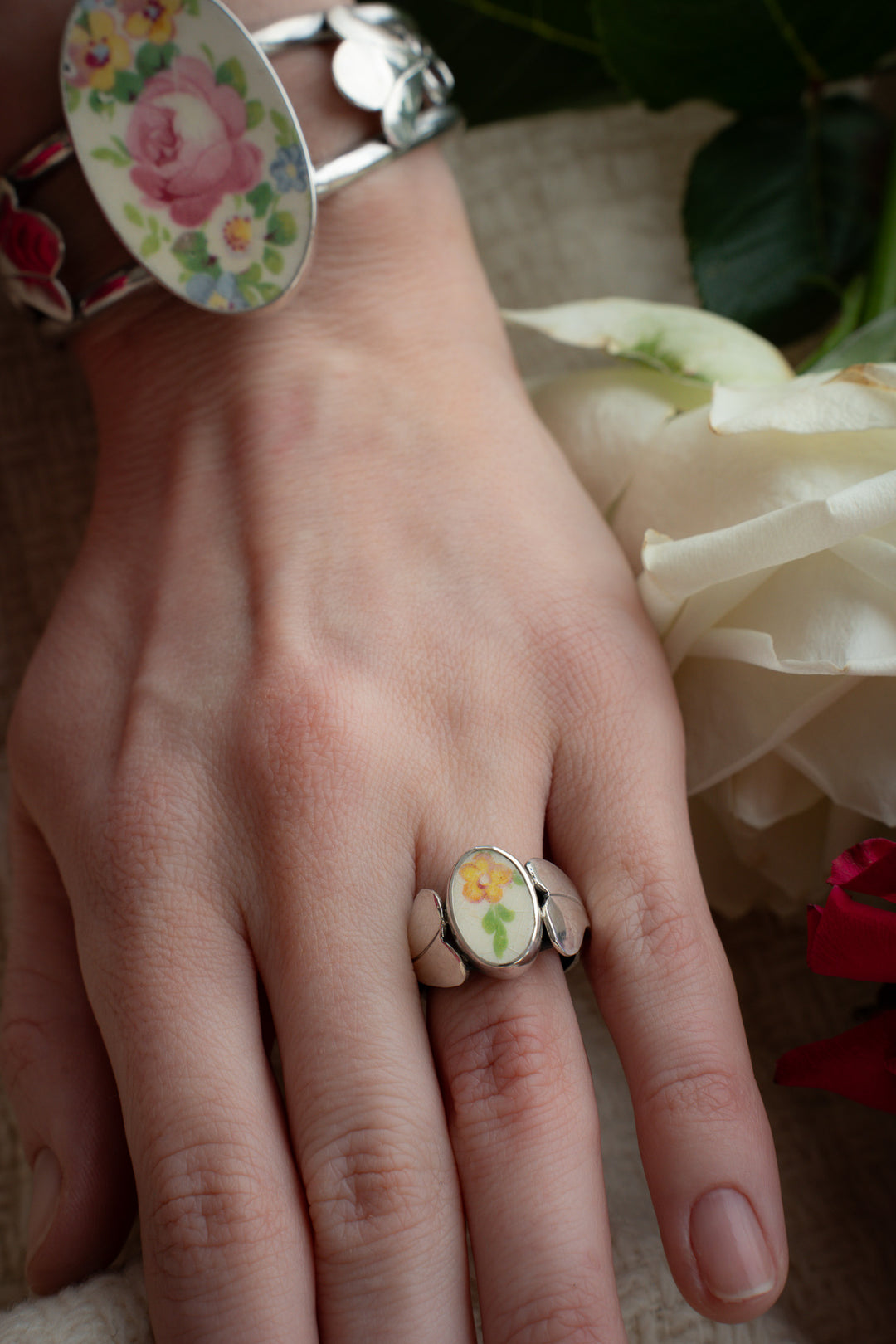 Vintage Ceramic Ring - Willa