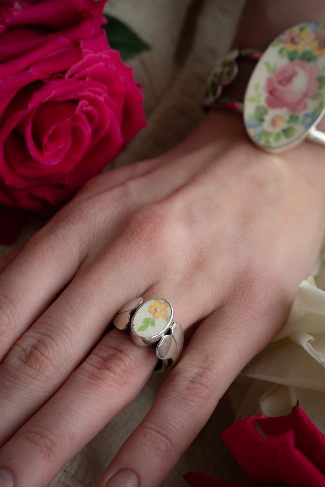 Vintage Ceramic Ring - Willa