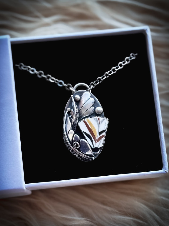 Vintage Ceramic Necklace