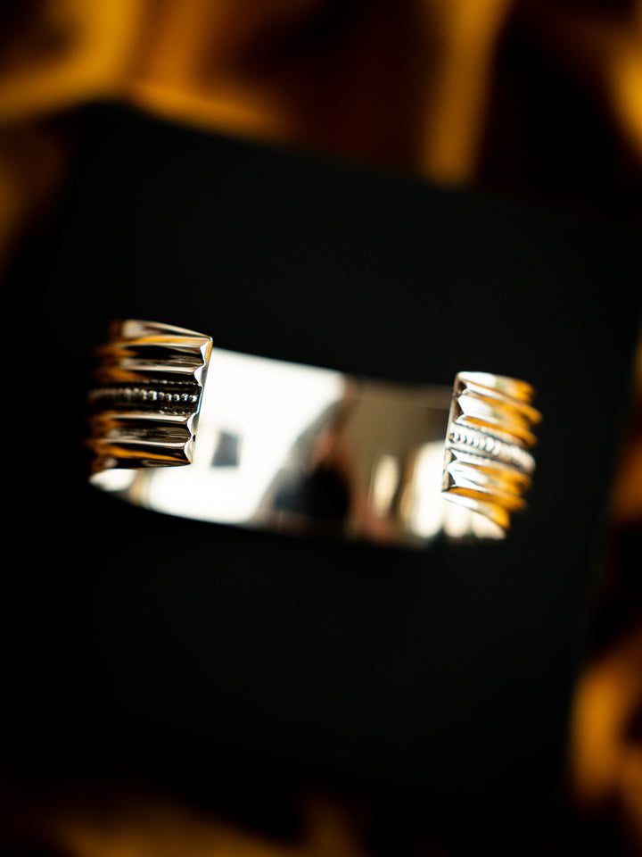 Aurora Cuff