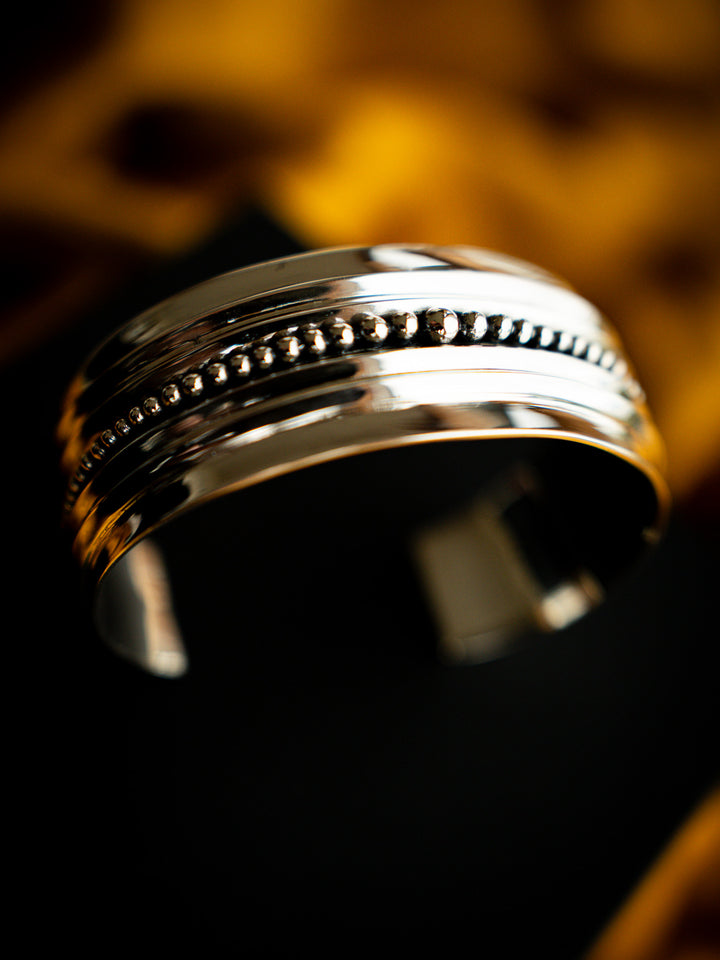 Aurora Cuff