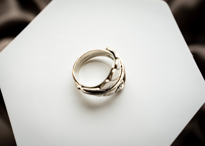 Fae Leaf Ring