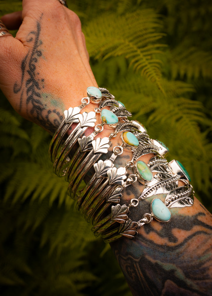 Fairy Leaf Latch Cuff - Large