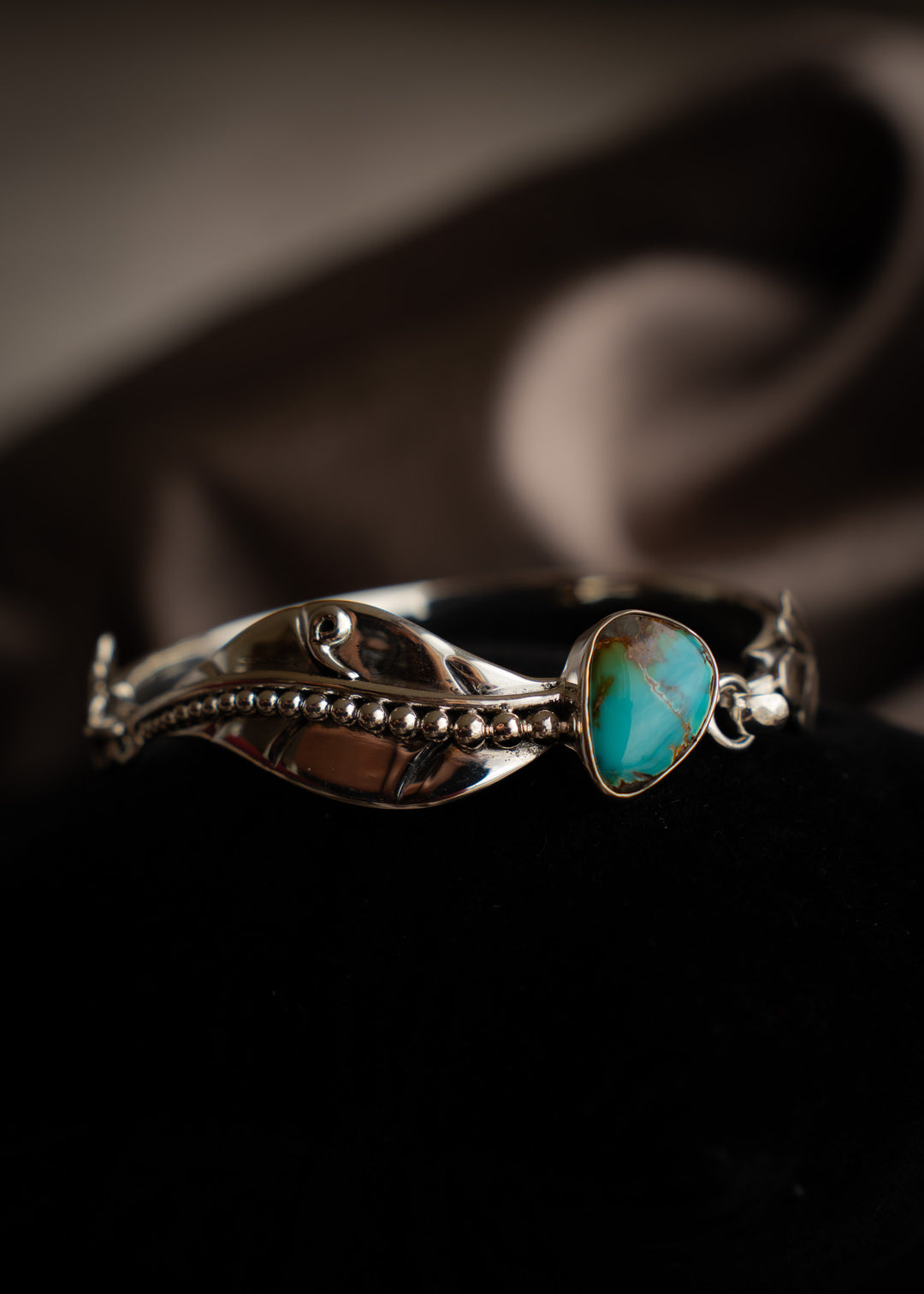 Fairy Leaf Latch Cuff - Small