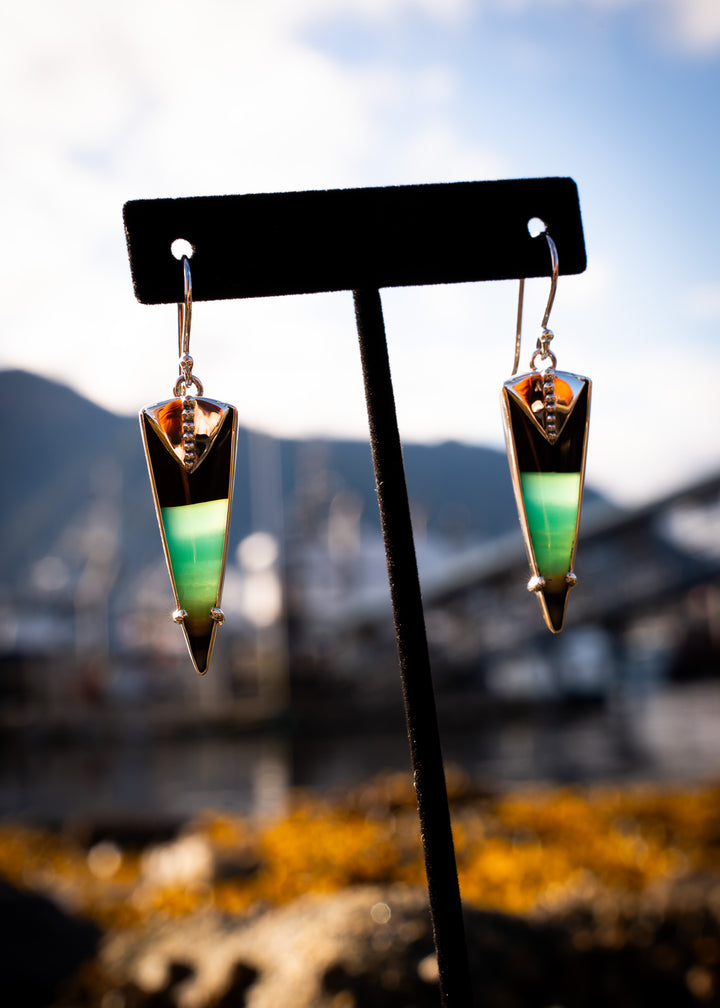 Opalwood Arrow Earrings with Granulation - Undimmed