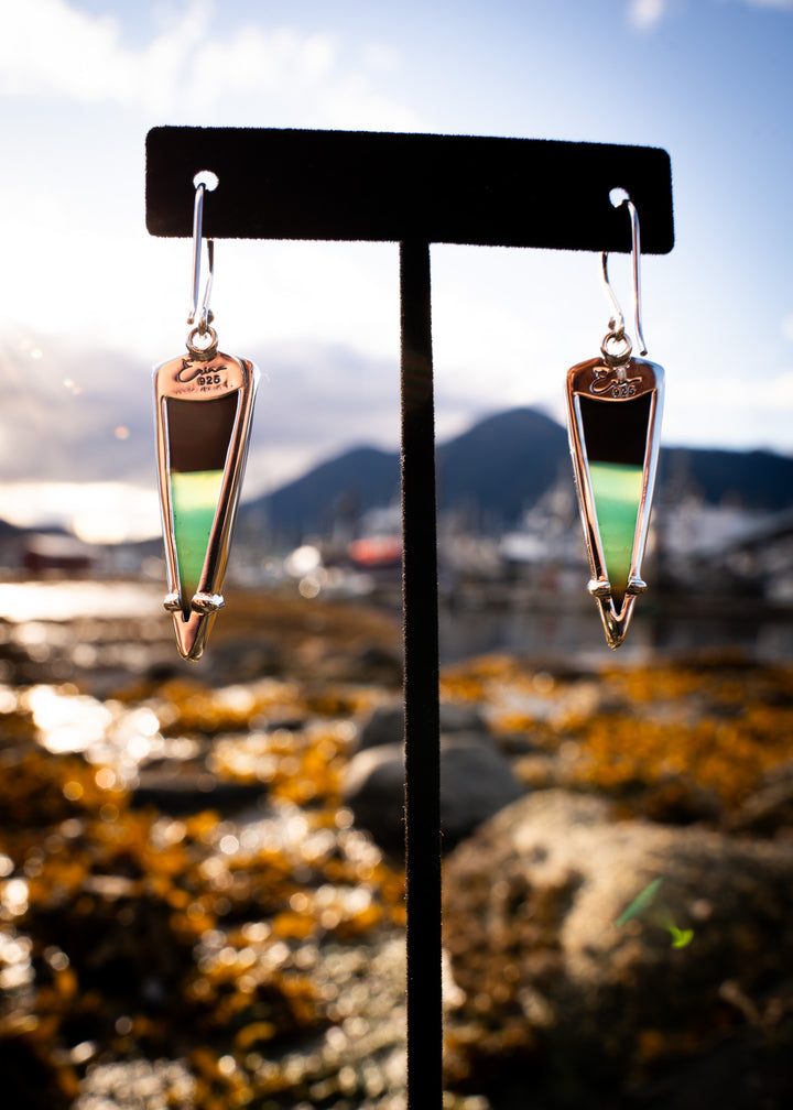 Opalwood Arrow Earrings with Granulation - Undimmed