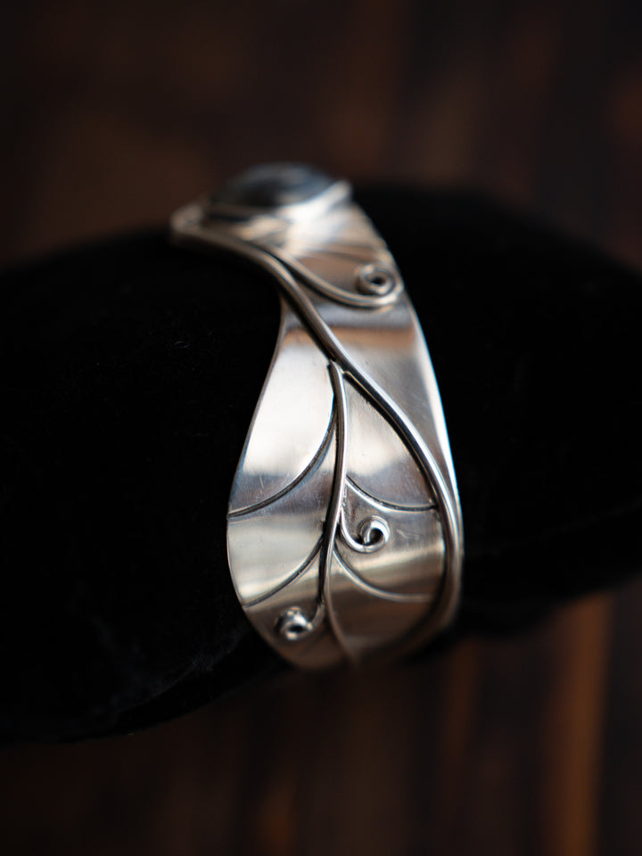Valkyrie Cuff with Labradorite