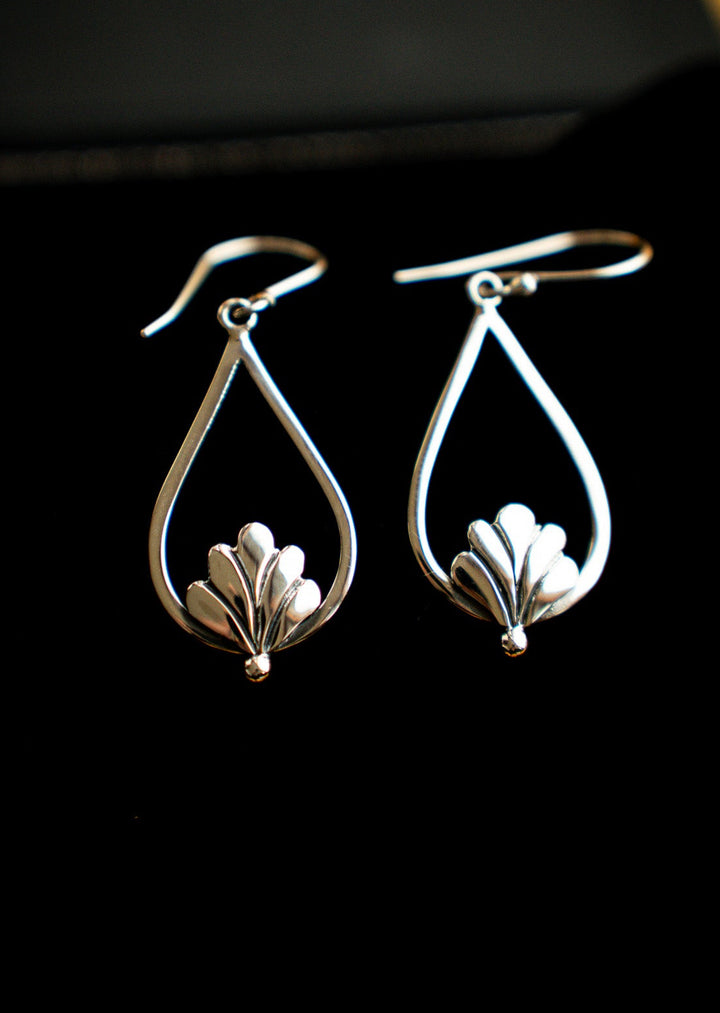Waterlily | Sterling Silver Teardrop Earrings | Mewali Meadows